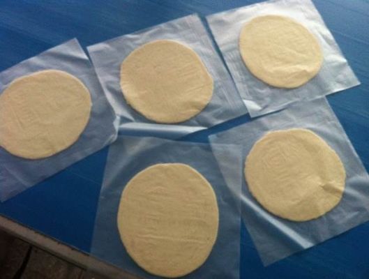 خرید اتوماسیون بالا پاراتا ساخت ماشین / ماشین آلات ساخت توپ خمیر SUS 304 مواد تولید آنلاین